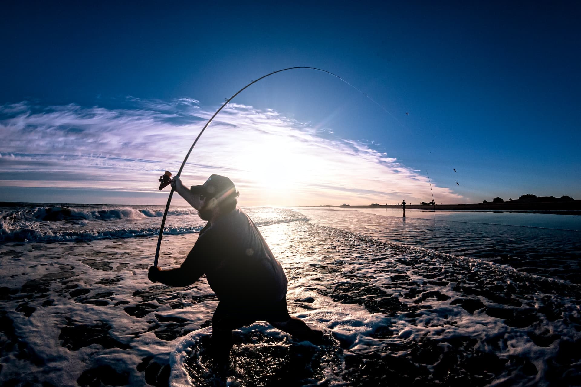 How To Catch Mulloway Jewfish | Land Based Anglers | Land Based Fishing (10)