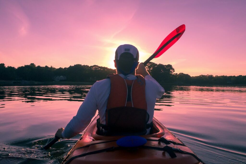 Best Life Jackets | LandBasedAnglers.com (3)