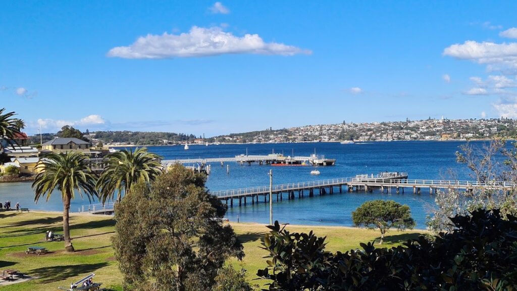 Best Fishing Spots Sydney NSW | LandBasedAnglers.com