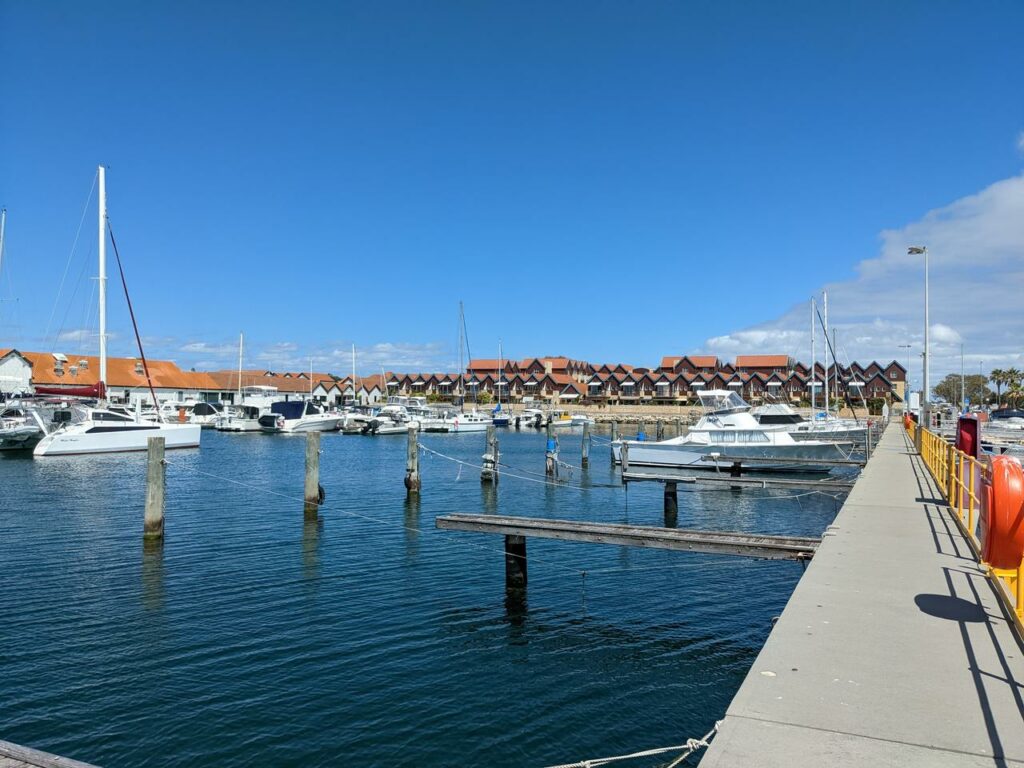 Hillarys Boat Harbour 2 | Best Fishing Spots Perth | LandBasedAnglers.com