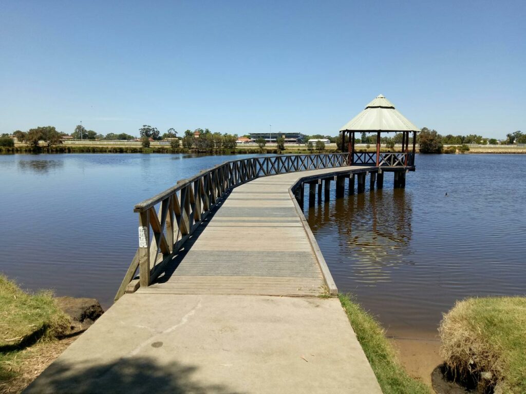 Riverside Gardens - Best Fishing Spots Perth - LandBasedAnglers.com