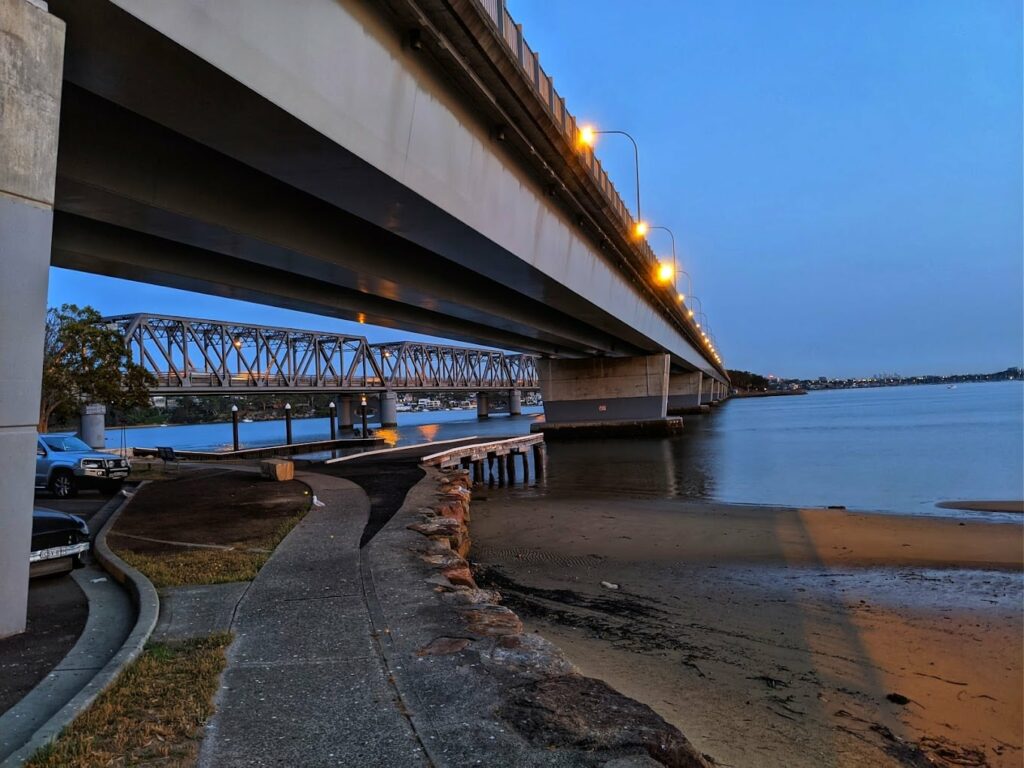 Best Fishing Spots Sydney NSW | LandBasedAnglers.com