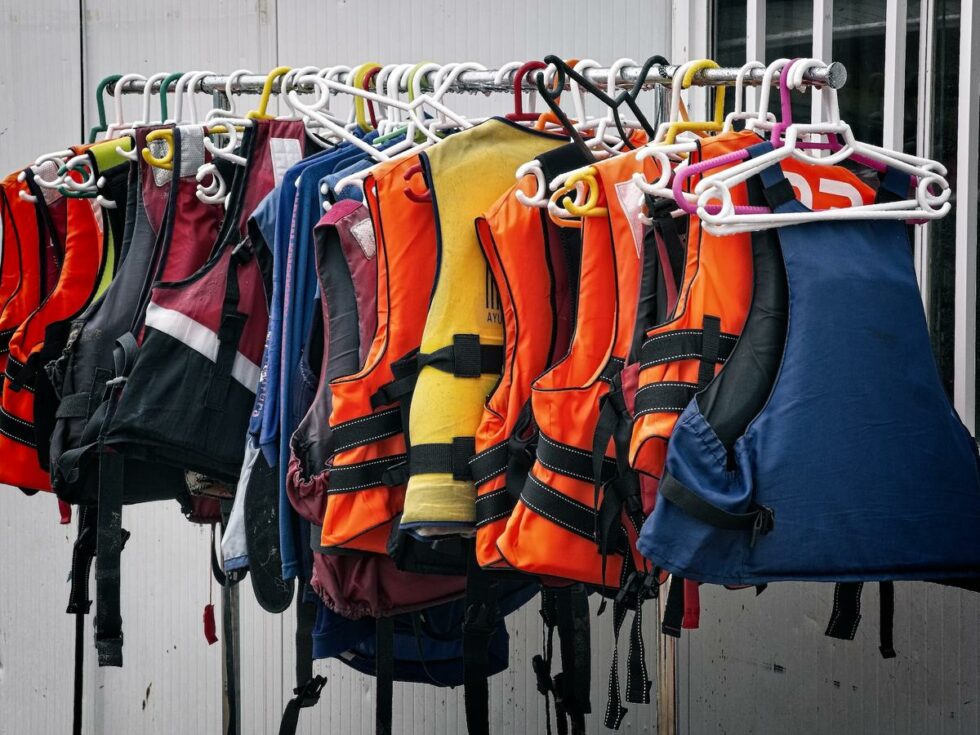 The 4 Types Of Life Jackets Simple & Easy Guide In 2023