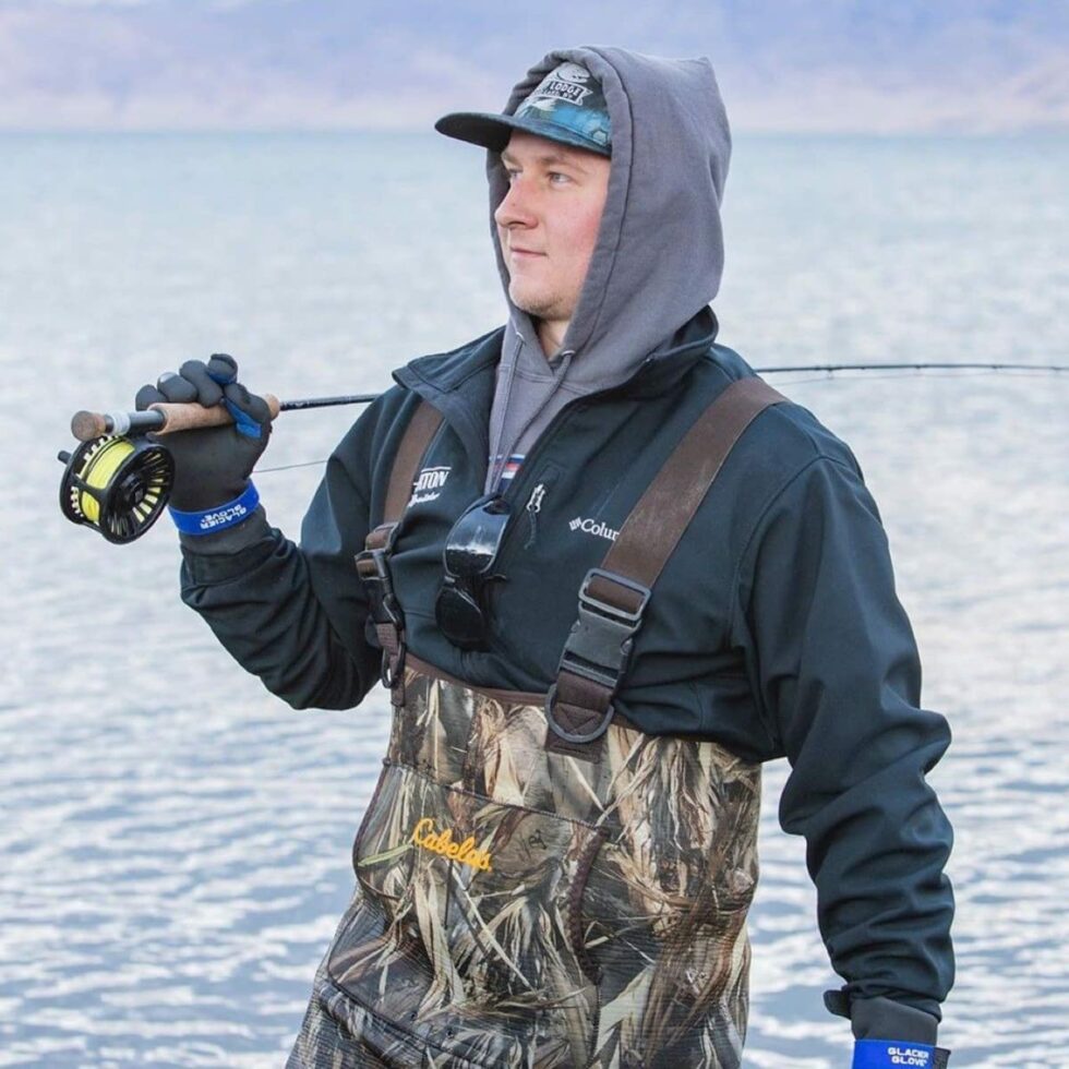 Get A Grip 13 Best Fishing Gloves 2023 Review & Free Buyers Guide