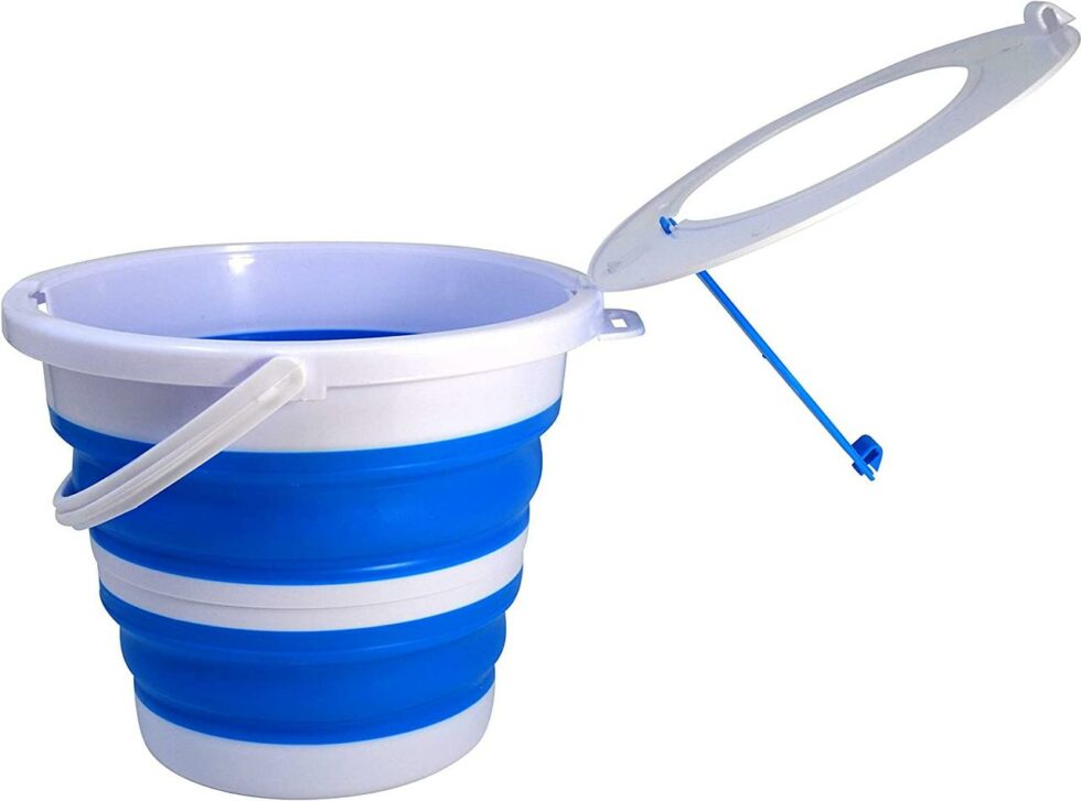 14 Best Live Bait Buckets To Keep Your Fishing Game Strong
