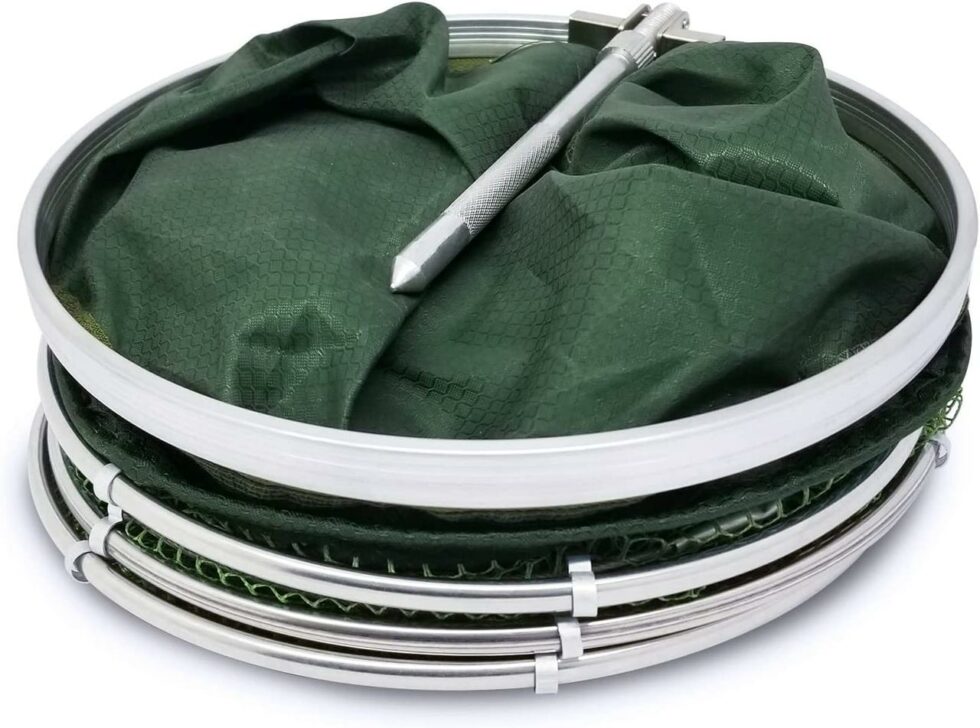 14 Best Live Bait Buckets To Keep Your Fishing Game Strong