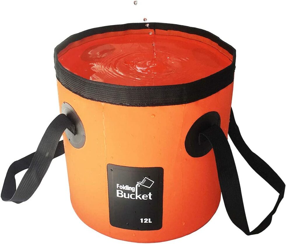 14 Best Live Bait Buckets To Keep Your Fishing Game Strong
